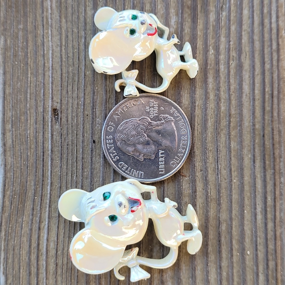 Vintage Luster Enamel Mouse Pin Brooch Set